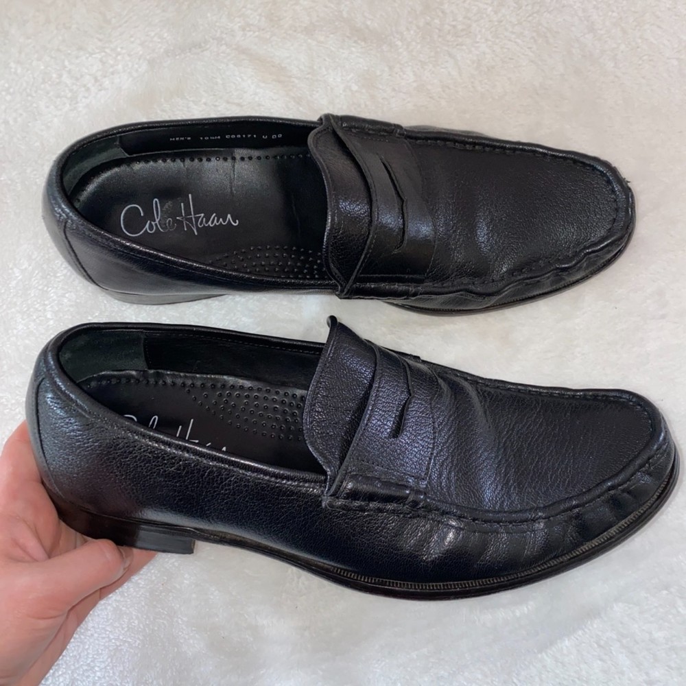 Cole Haan Air Aiden men's black pebbled leather penny loafer in size 10.5M